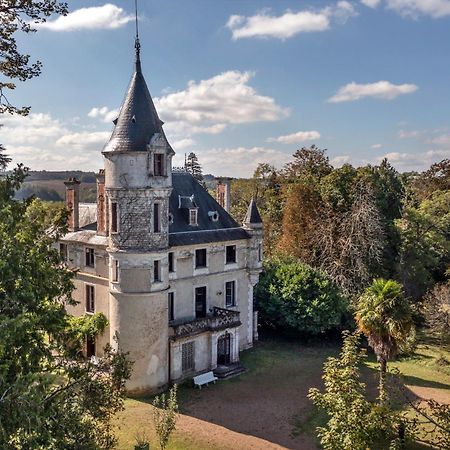 Chateau De Puymoger Acomodação com café da manhã Javerlhac-et-la-Chapelle-Saint-Robert Exterior foto