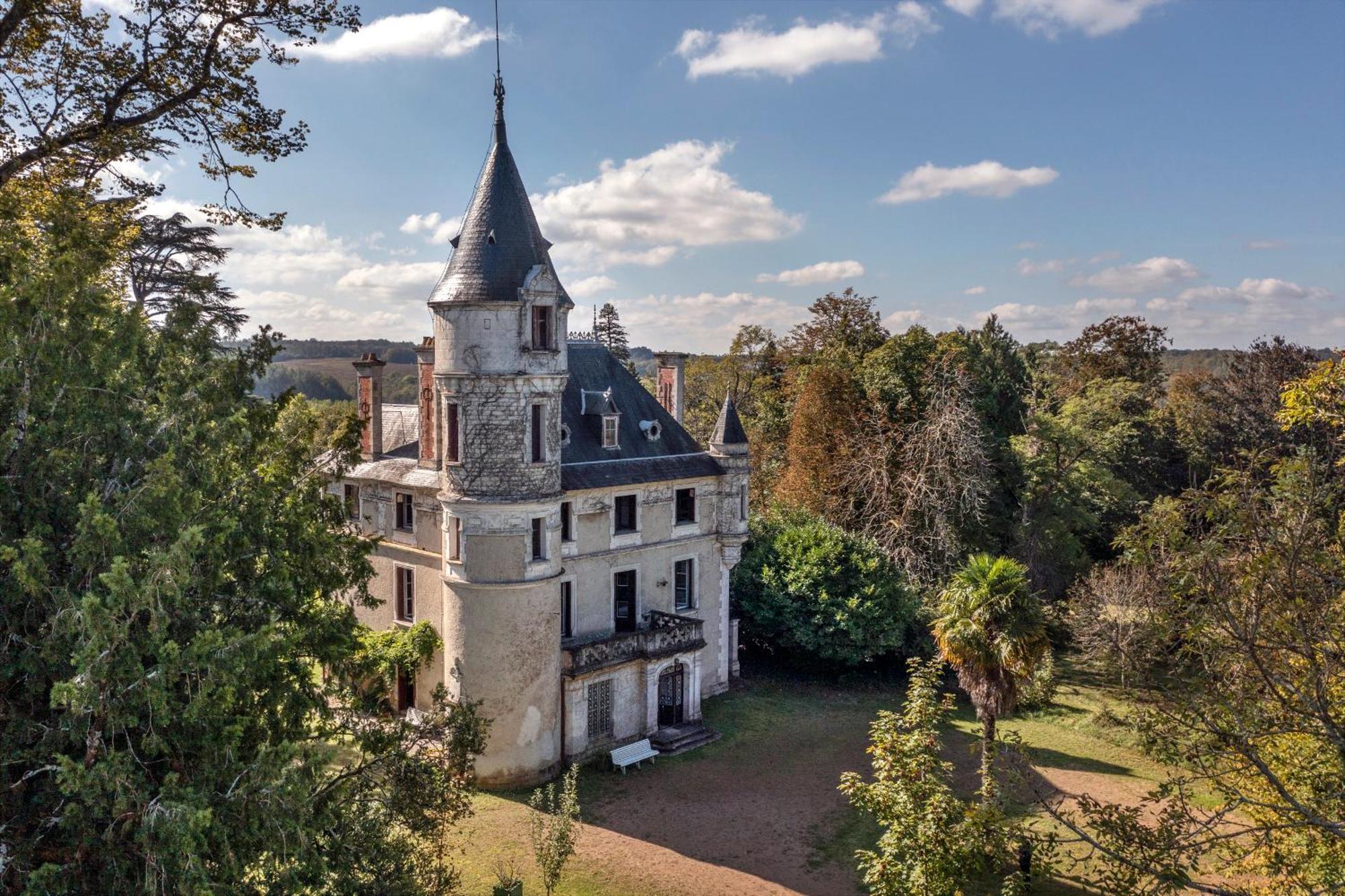 Chateau De Puymoger Acomodação com café da manhã Javerlhac-et-la-Chapelle-Saint-Robert Exterior foto